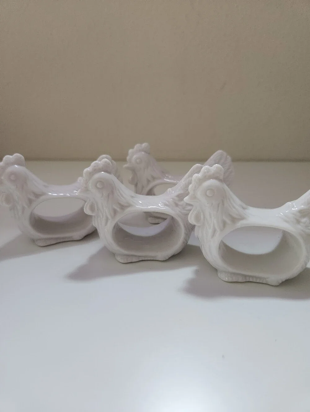 Vintage White Ceramic Chicken Rooster Napkin Rings Set of 4 Taiwan Farmhouse